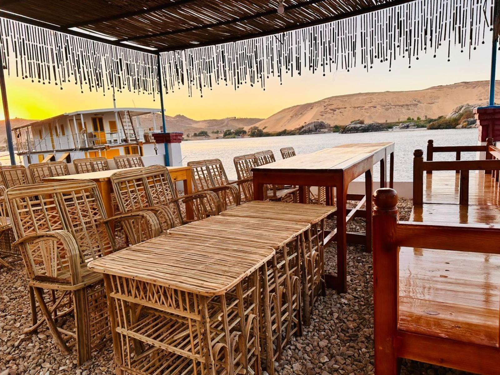Nile Bride Hotel Asszuán Kültér fotó
