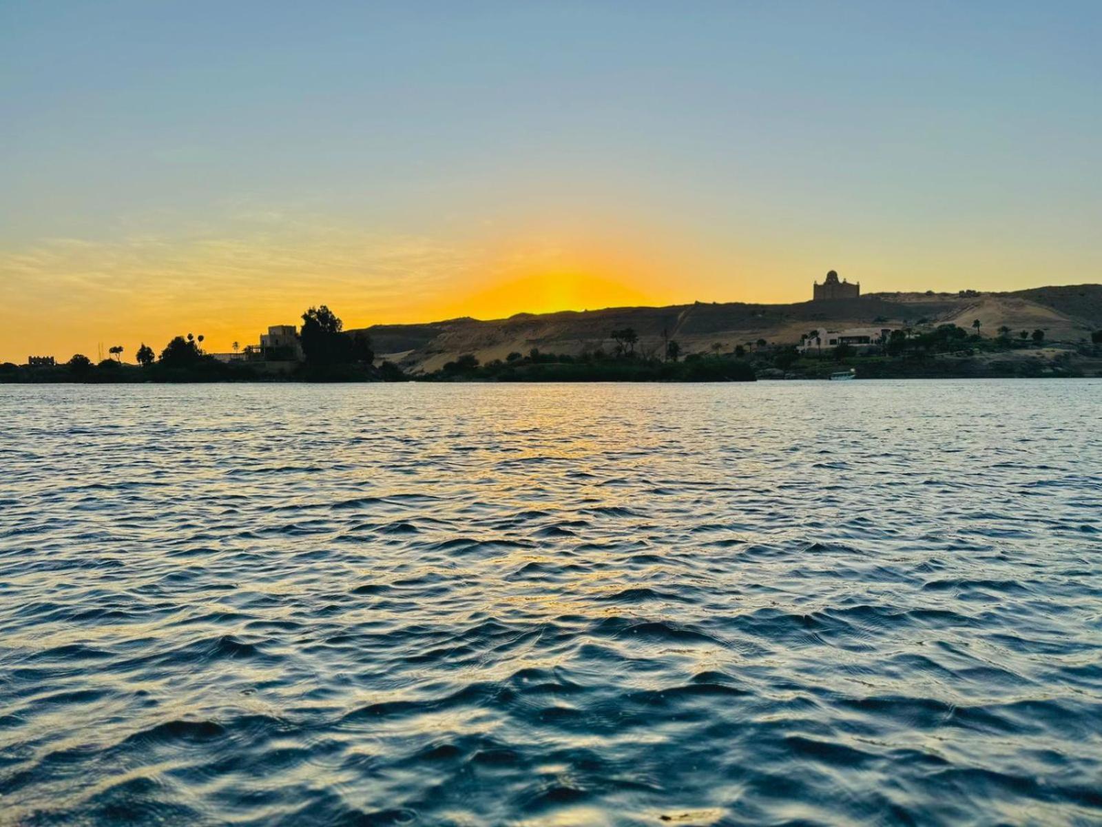 Nile Bride Hotel Asszuán Kültér fotó